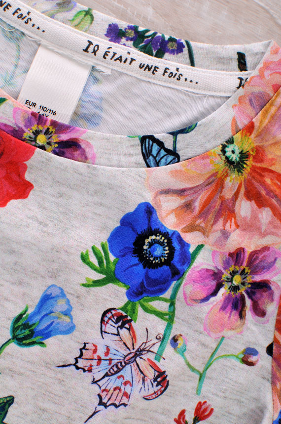 Детска блузка с цветя