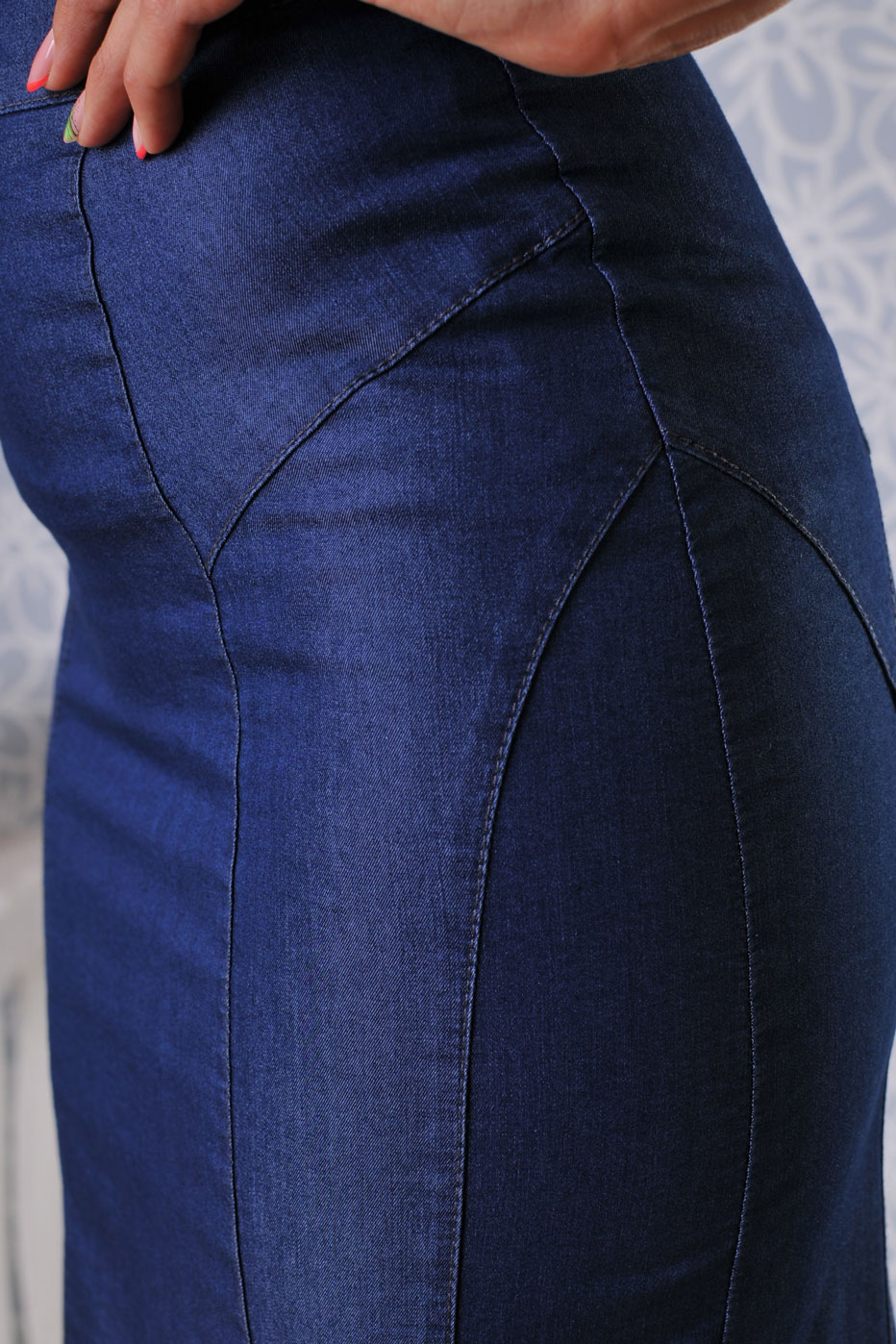 Дънкова пола с висока талия