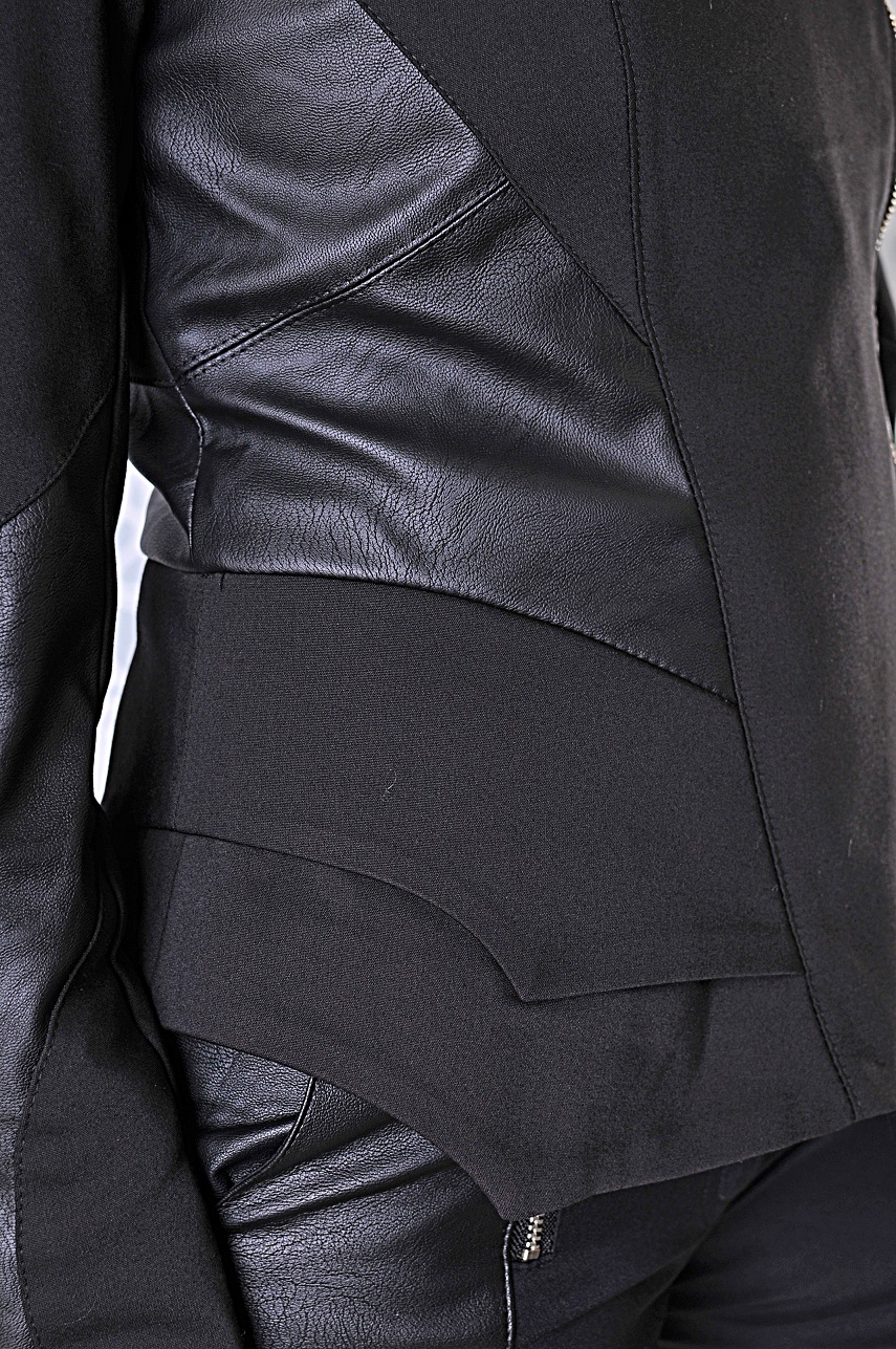 Дамско офис сако в черно Zoe