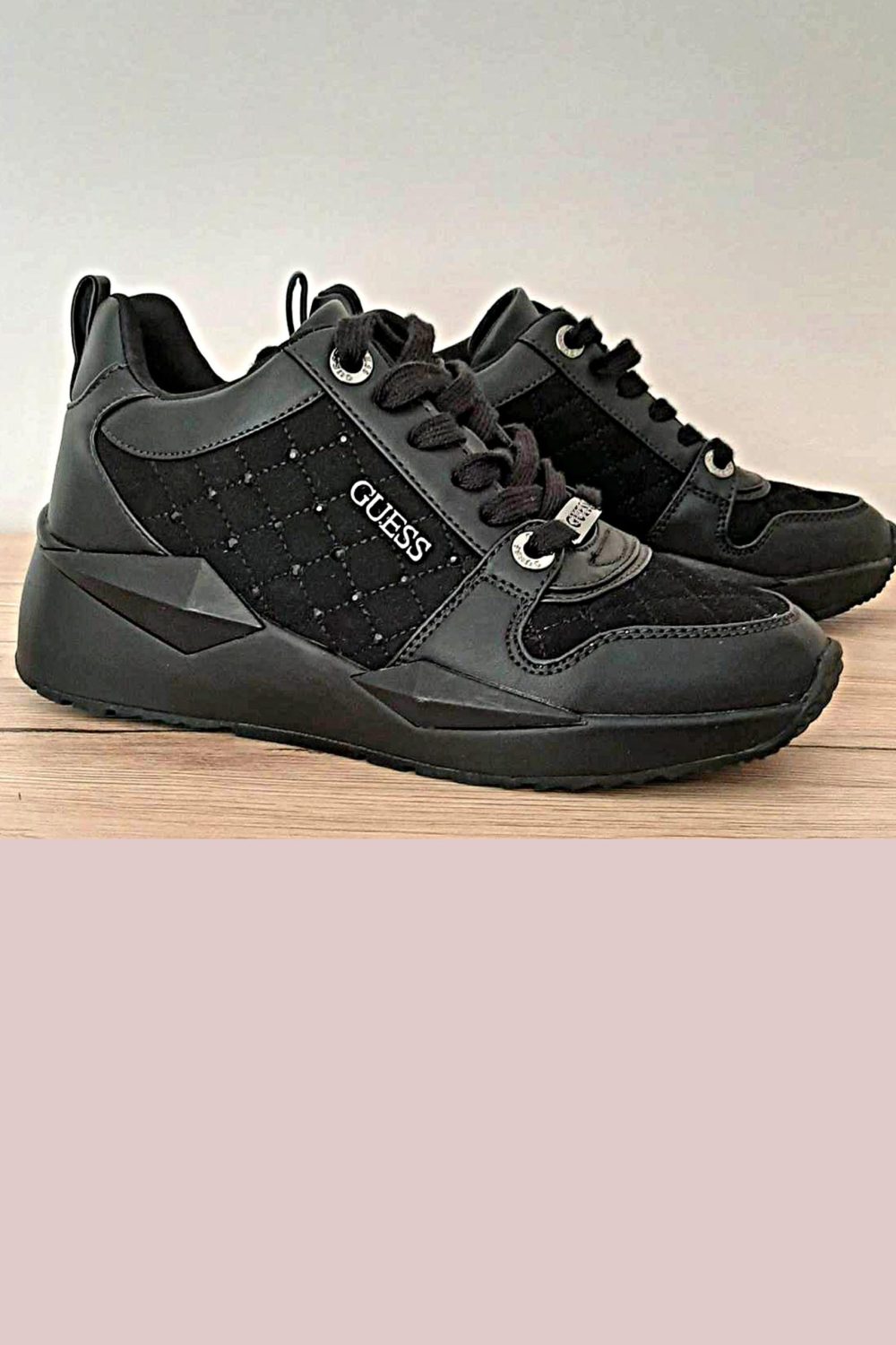 Сникърси Outlet