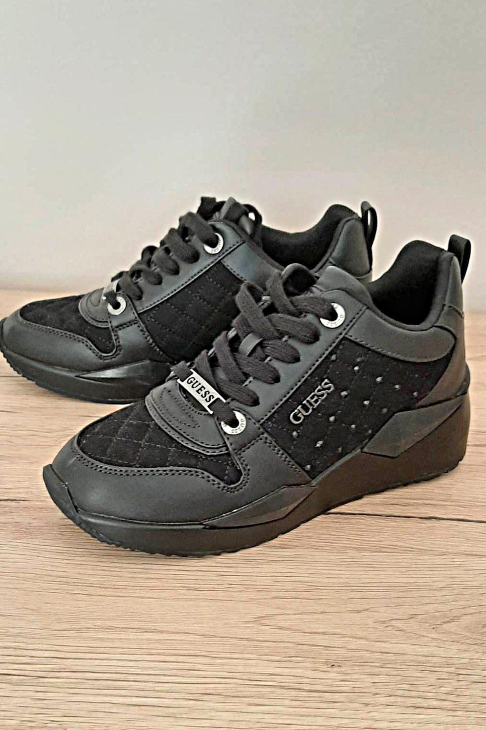 Сникърси Outlet