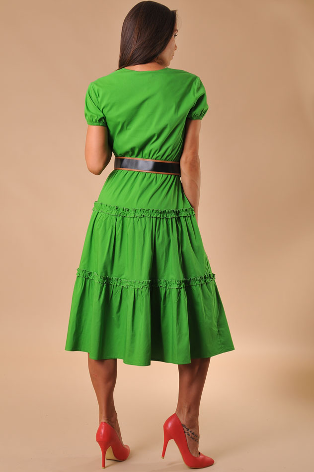 Разкроена зелена рокля