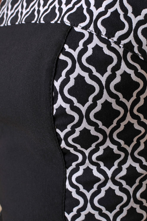 Черна рокля So Classy с бели орнаменти