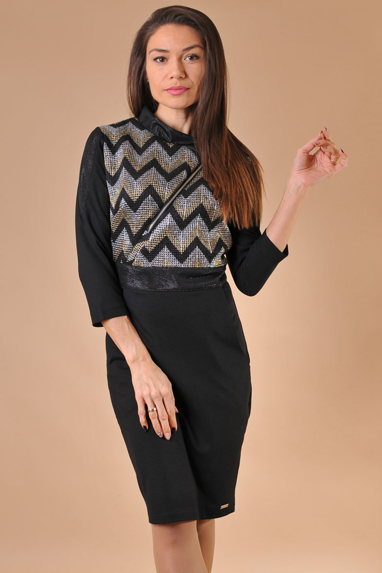 Черна спортна рокля Madona със златиста мрежа