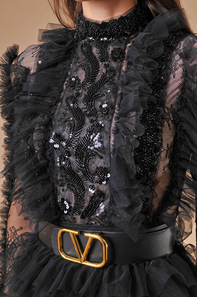 Официална бална черна рокля с пайети