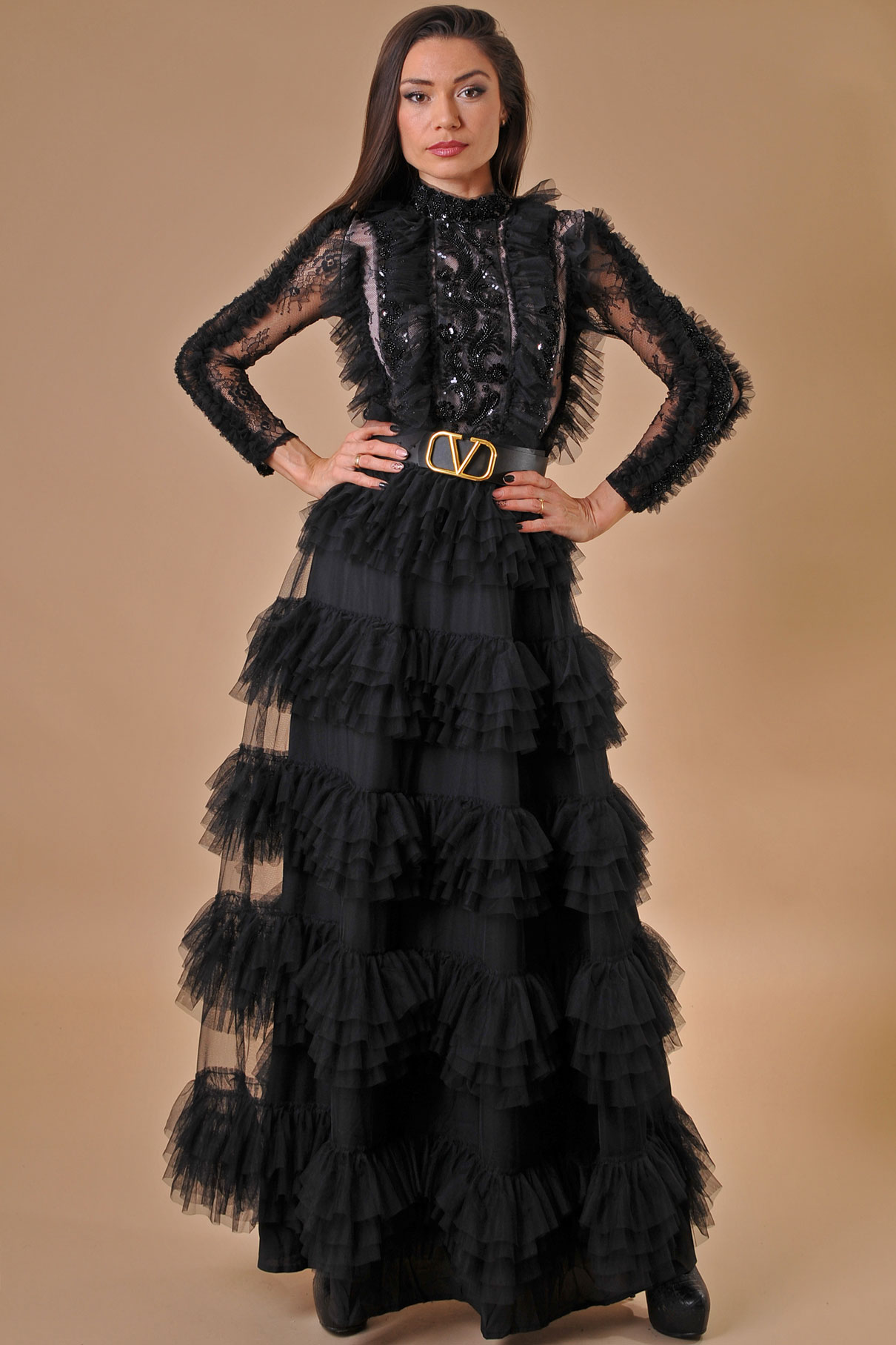 Официална бална черна рокля с пайети