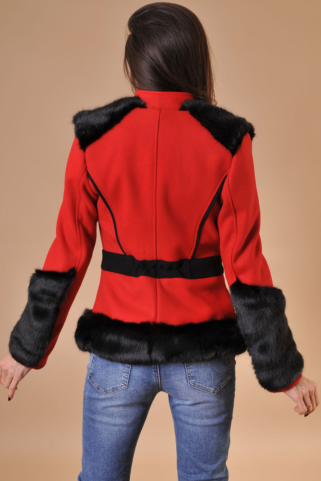 Дамско късо палто Giovanni в червено