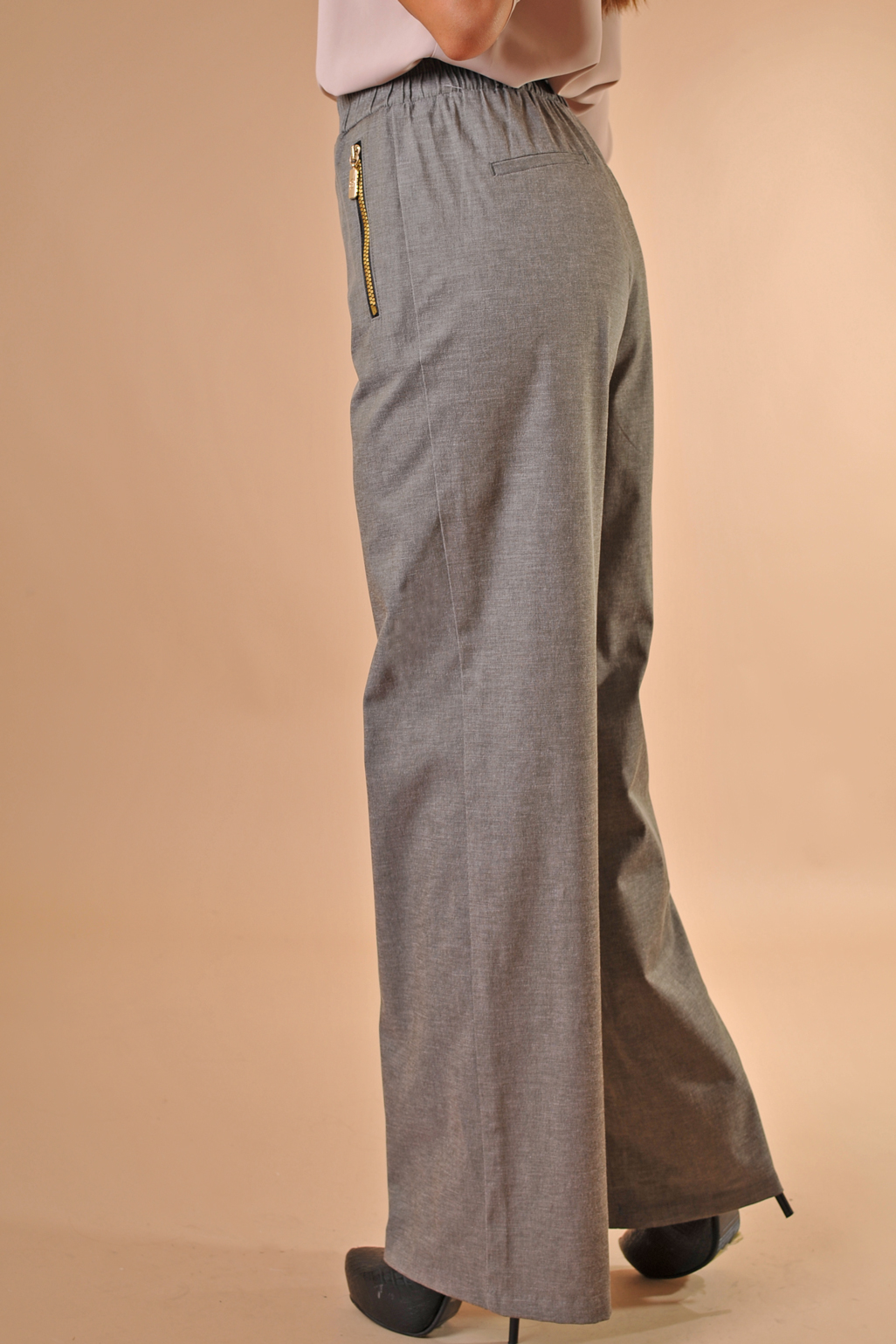 Дамски летен панталон цвят маслина