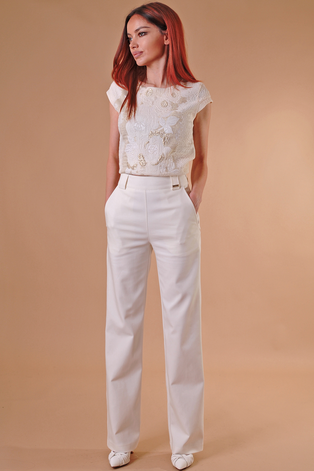 Дамски елегантен сет-костюм в бяло