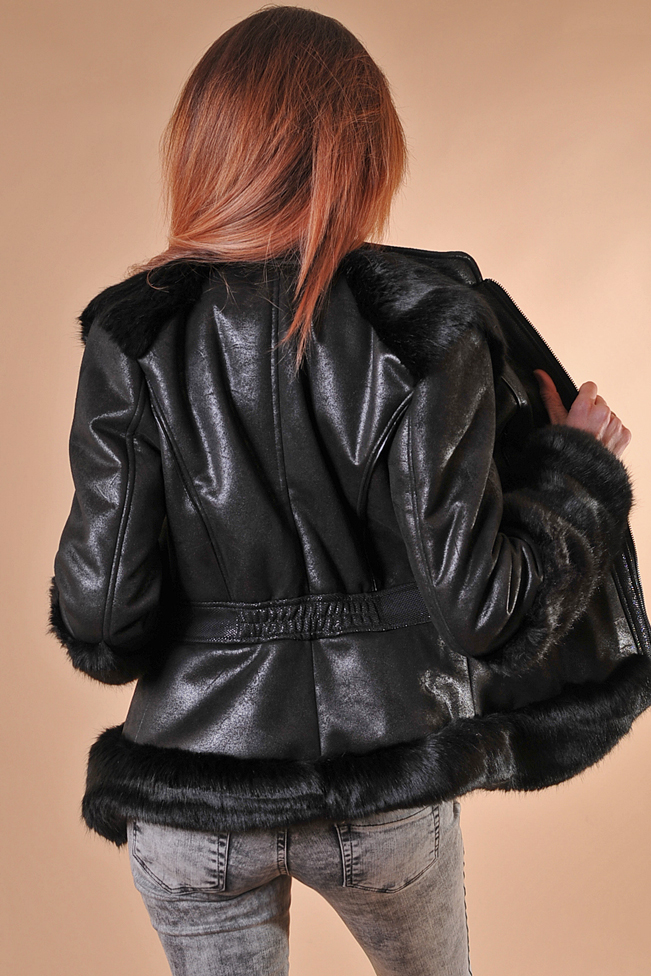 Дамско късо черно палто от промазка Giovanni