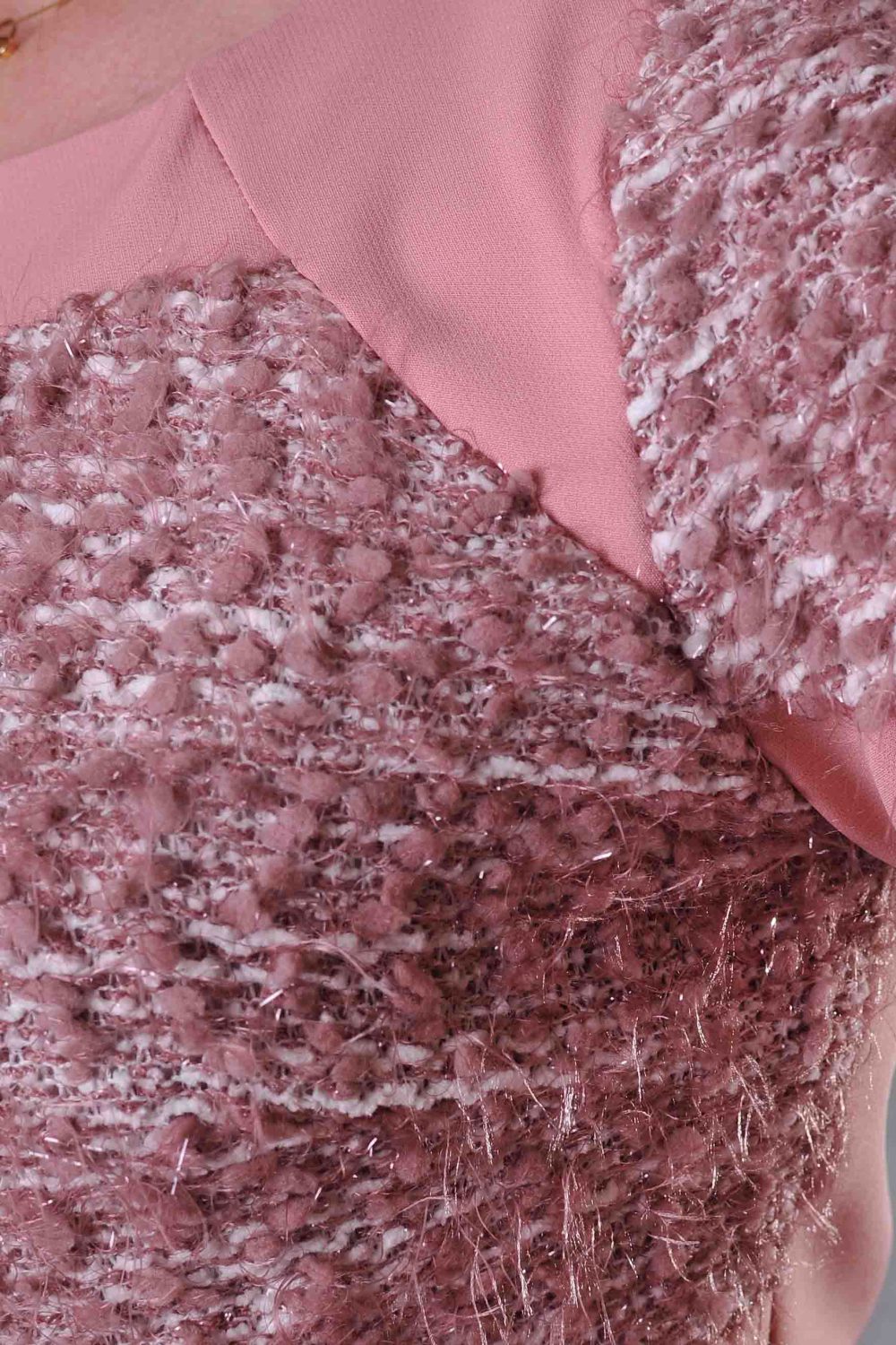 Дамска блуза Pinko в цвят пудра с плетиво по средата